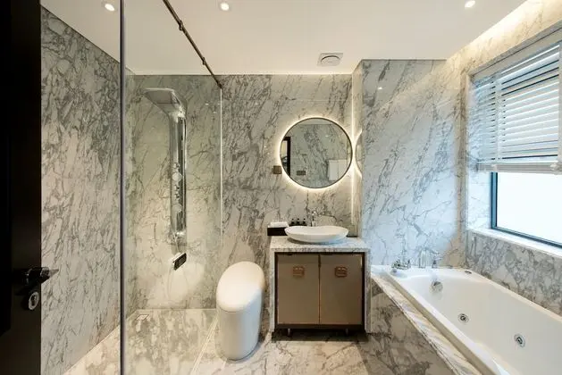 Villa, Göl Manzaralı (Icity Saigon)