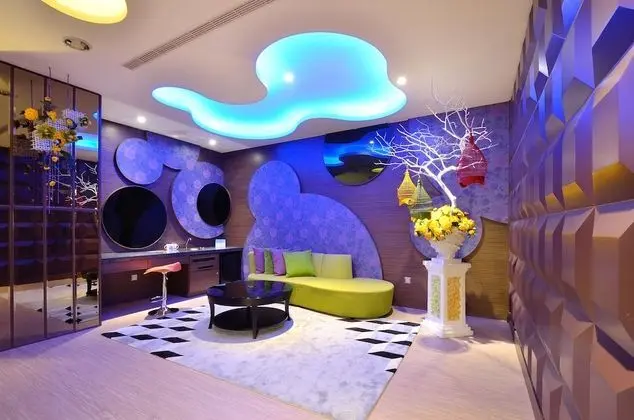 Design Oda (Check-in at 6PM)