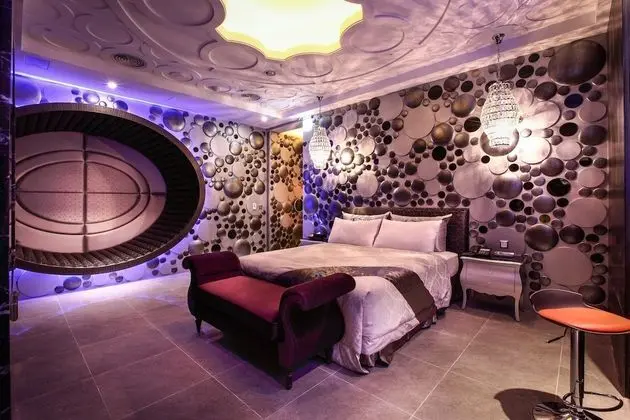 Luxury Tek Büyük Yataklı Oda, 1 Çift Kişilik Yatak, Kişiye Özel Havuzlu (Check-in at 6PM)