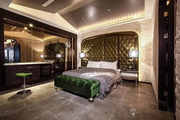 Luxury Tek Büyük Yataklı Oda, 1 Çift Kişilik Yatak, Kişiye Özel Havuzlu (Check-in at 6PM)
