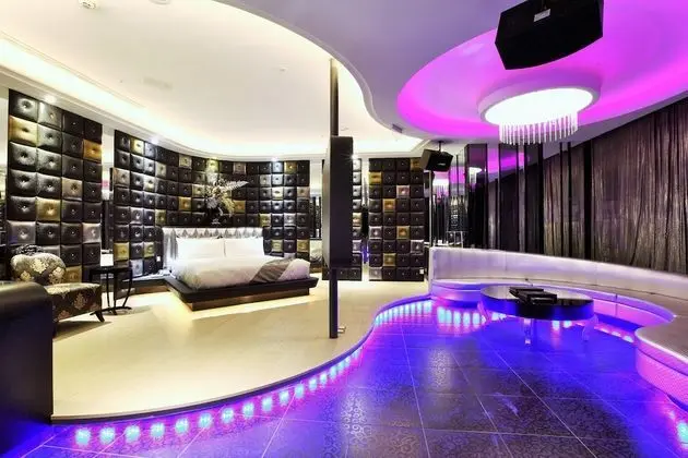 Romantic Oda, Jakuzi (KTV Hours:10:00～24:00;Check-in 6PM)