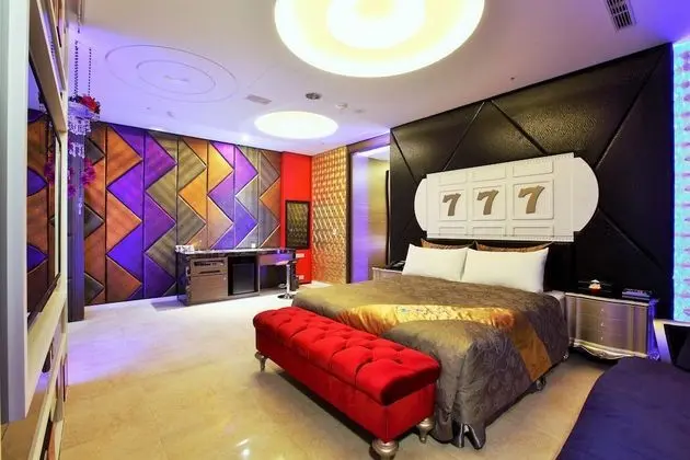 Romantic Oda, Jakuzi (KTV Hours:10:00～24:00;Check-in 6PM)