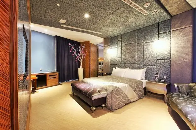 Romantic Oda, Jakuzi (KTV Hours:10:00～24:00;Check-in 6PM)