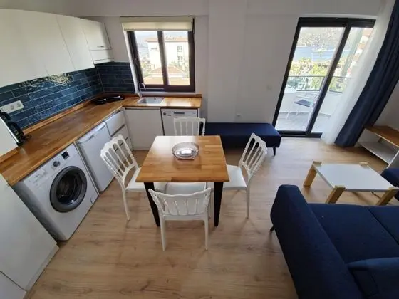 Apartment - 1 Çift Kişilik Yataklı, Deniz ve Dağ Manzaralı, Tam Donanmlı Mutfak - Full Kitchen