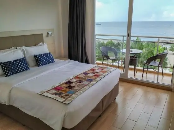 Deluxe Tek Büyük Yataklı Oda, Deniz Manzaralı