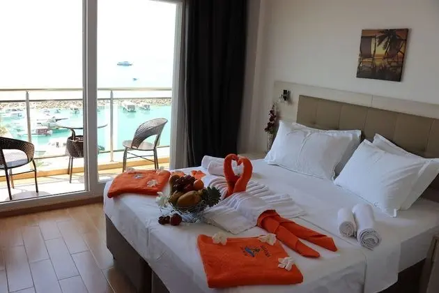 Family Oda, Okyanus Manzaralı (Interconnecting Room)