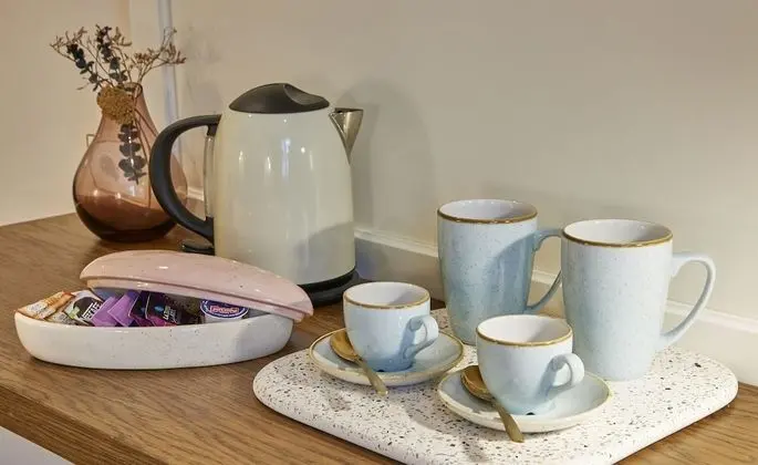 Standard Tek Büyük Yataklı Oda