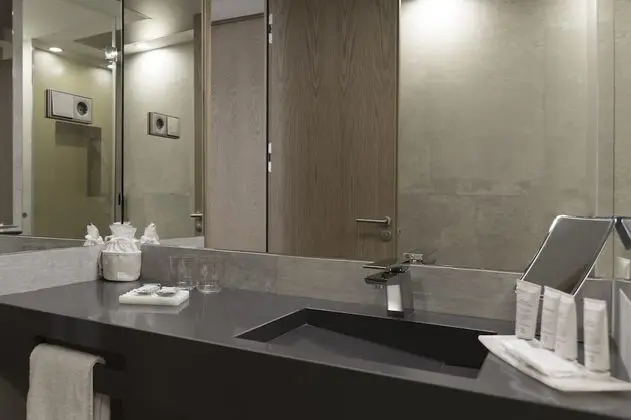 Premium Tek Büyük Yataklı Oda, Şehir Manzaralı