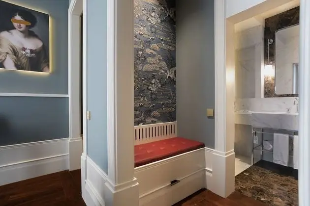 Oda, Şehir Manzaralı (Original)