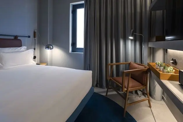 Tek Büyük Yataklı Oda (Custom)