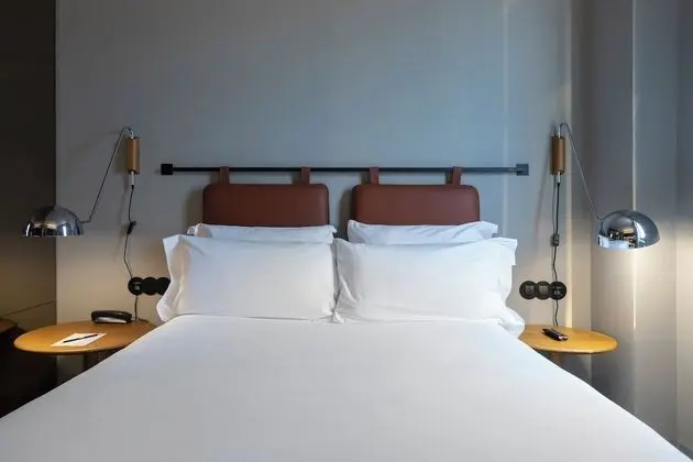 Tek Büyük Yataklı Oda (Custom)