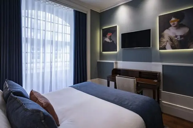 Tek Büyük Yataklı Oda (Original)