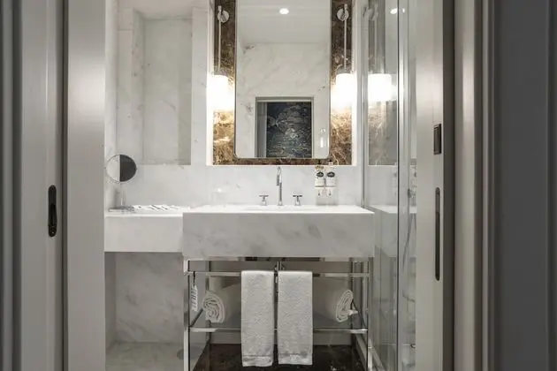 Tek Büyük Yataklı Oda (Original)