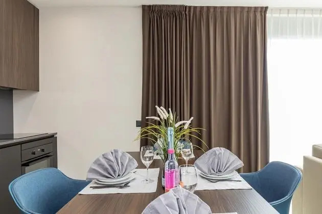 Family Apart Daire, 1 Çift Kişilik Yatak ve Çekyat, 2 Banyolu (ICON H 401 Suite Business)
