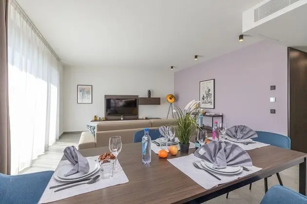Family Apart Daire, 1 Çift Kişilik Yatak ve Çekyat, 2 Banyolu (ICON H 401 Suite Business)