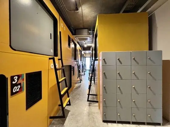 Male Dormitory with Shared Bathroom