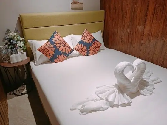 Standard Single Room, shared bathroom