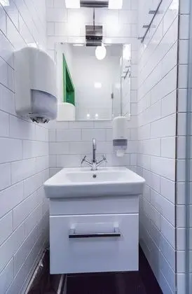 Ortak Ranzalı Oda, Sadece kadınlar için (Bed in 8-bed Room)