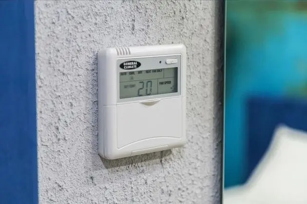 Tek Büyük Yataklı Oda, Ortak Banyo