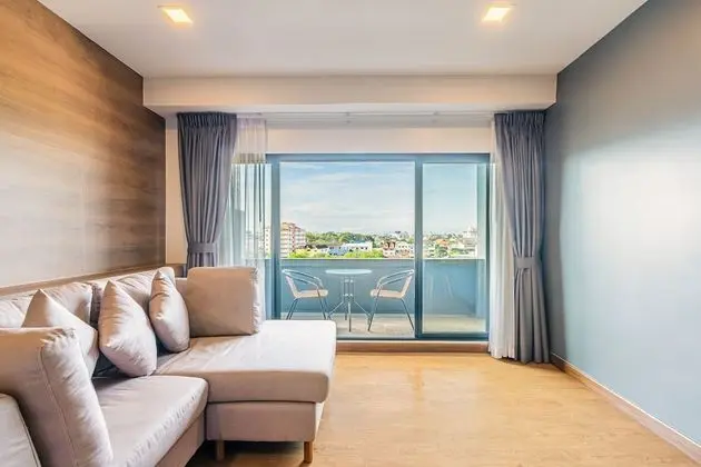 Executive Twin Room with Private Balcony