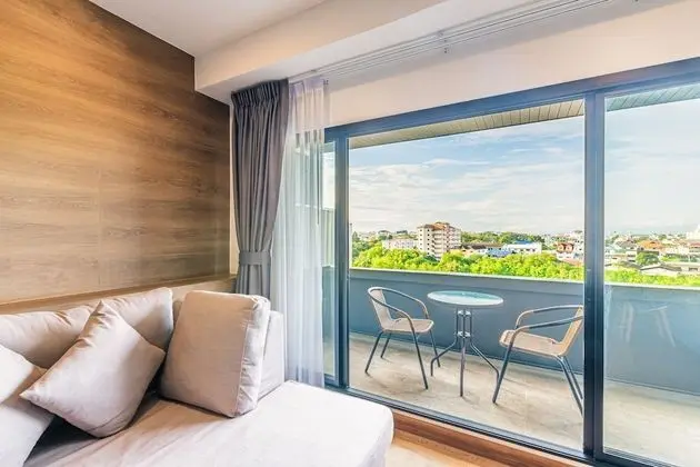 Executive Twin Room with Private Balcony