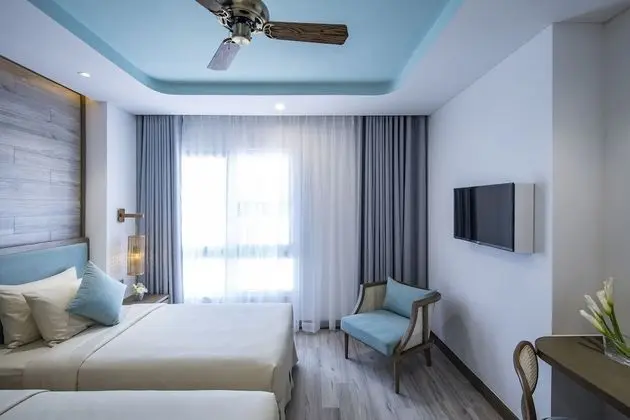 Premium Oda (Double Window + Free Afternoon Tea)