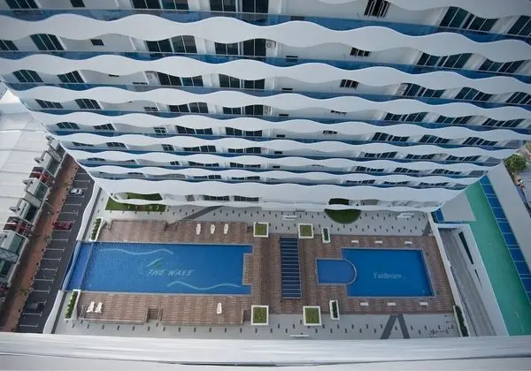 İki Ayrı Yataklı Oda, Ortak Banyo, Havuz Manzaralı