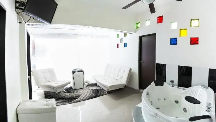 Apart Daire, 3 Yatak Odası (Apartment 201 B)