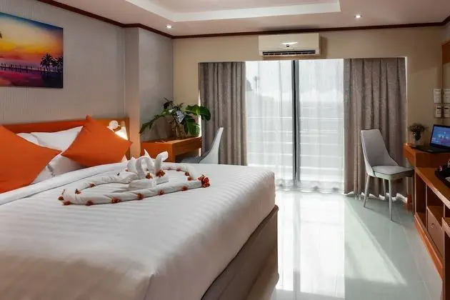 Deluxe Tek Büyük Yataklı Oda