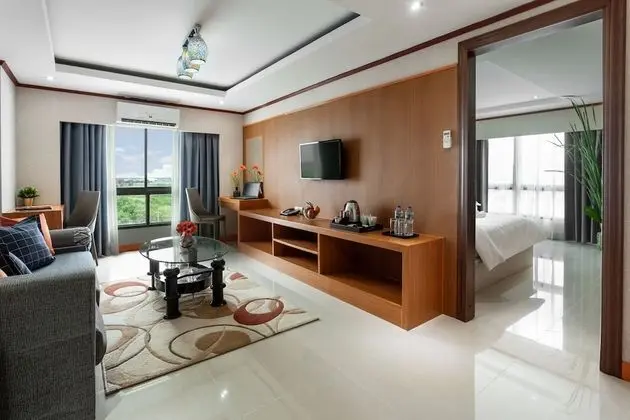 One Bedroom Suite