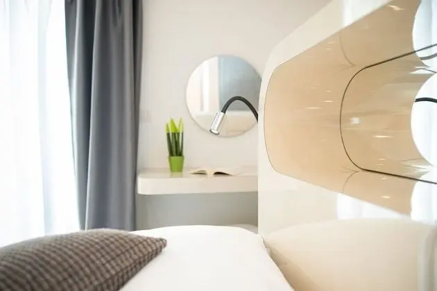 Deluxe Oda, 1 En Büyük (King) Boy Yatak, Balkon, Havuz Manzaralı