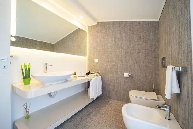 Deluxe Oda, 1 En Büyük (King) Boy Yatak, Balkon, Havuz Manzaralı