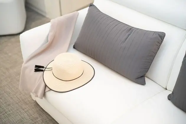 Junior Süit, 1 En Büyük (King) Boy Yatak ve Çekyat, Teras, Havuz Manzaralı