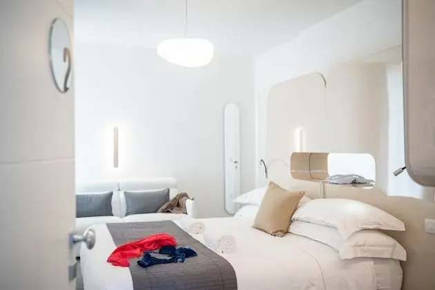 Junior Süit, 1 En Büyük (King) Boy Yatak ve Çekyat, Teras, Havuz Manzaralı