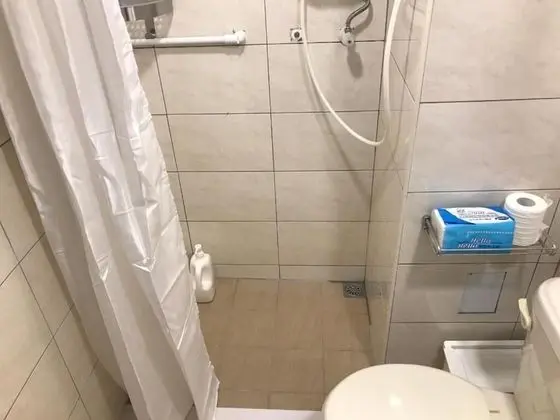 Tek Büyük Yataklı Oda (C02)