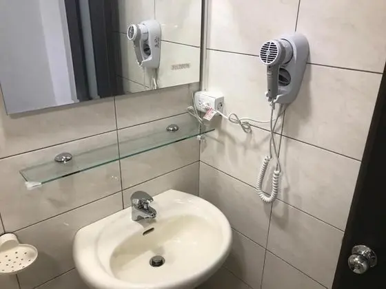Tek Büyük Yataklı Oda (C02)