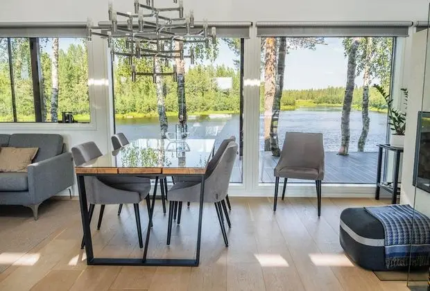 Villa, 4 Yatak Odası, Sauna, Nehir Manzaralı