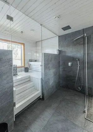Villa, 4 Yatak Odası, Sauna, Nehir Manzaralı