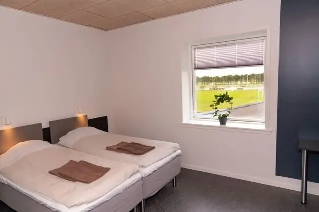 Business Dört Kişilik Oda