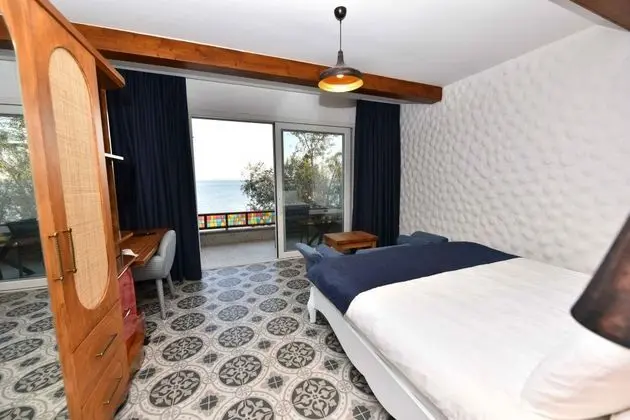 Deluxe Oda, Deniz ve Bahçe Manzaralı