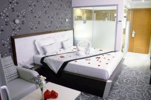 Standart Oda, Şehir Manzaralı