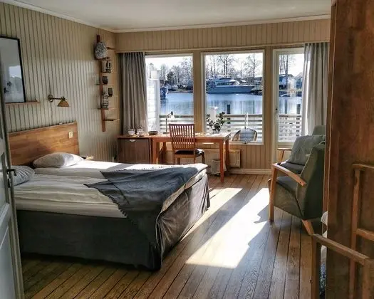 Standard Tek Büyük Yataklı Oda, Göl Manzaralı