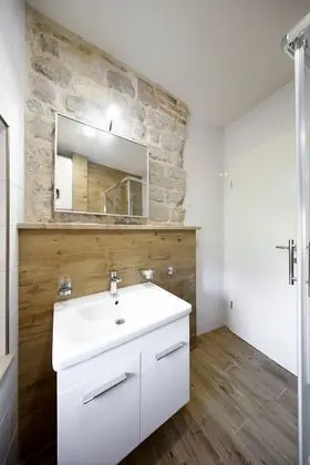 Family Oda, Özel Banyo