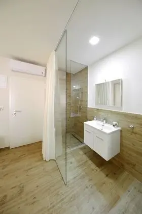 Standard Tek Büyük veya İki Ayrı Yataklı Oda