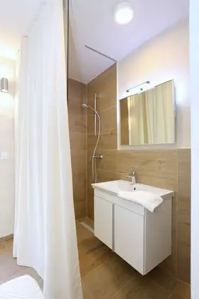 Tek Büyük Yataklı Oda, Balkon (Anex building)