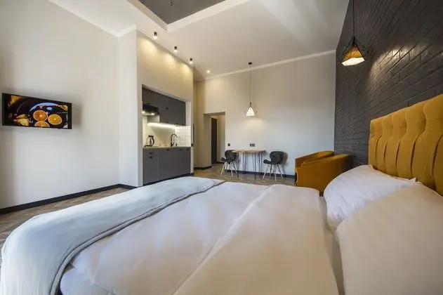Luxury Oda