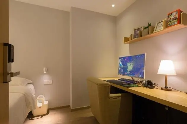 Tek Kişilik Oda, Ortak Banyo