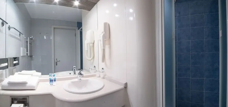 Standard Oda, 1 Çift Kişilik Yatak