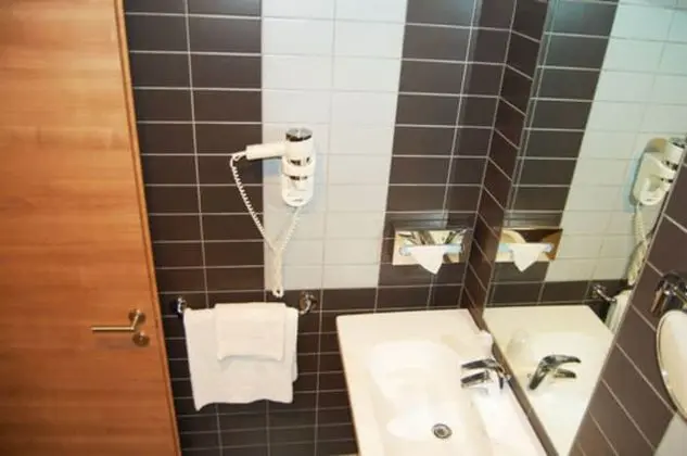 Standard İki Ayrı Yataklı Oda