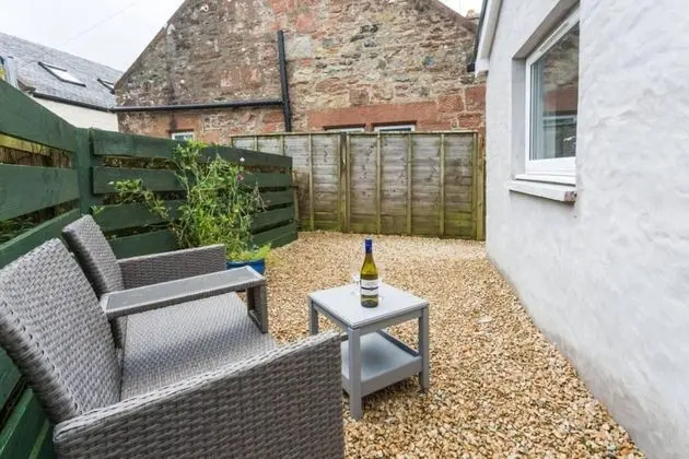 Kır Evi, 1 Büyük (Queen) Boy Yatak